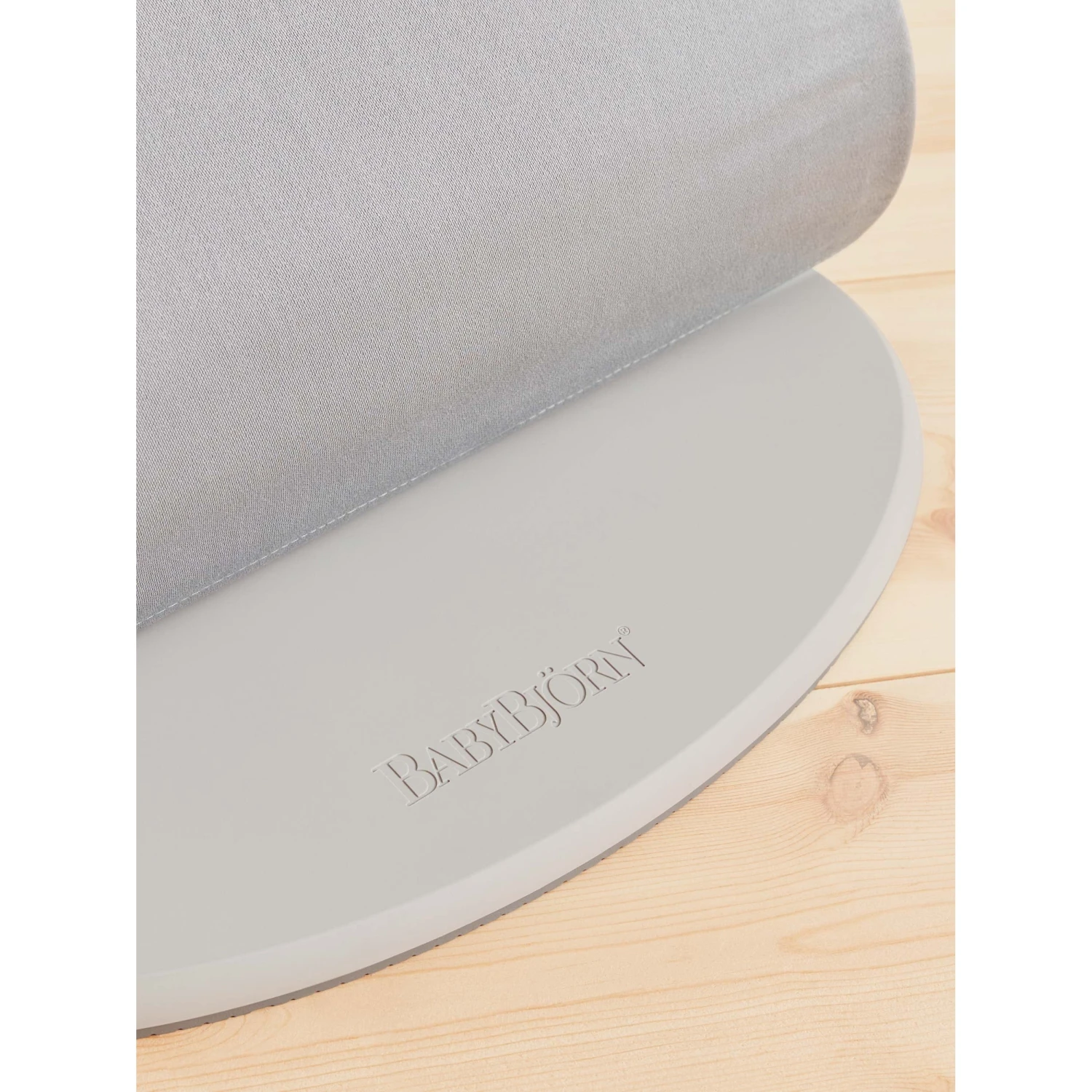 Bouncer Bliss Woven Petal Quilt - Light Grey 11 Bouncer Bliss Woven Petal Quilt - Light Grey - Image 11