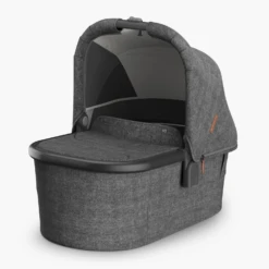 Uppababy V3 Bassinet VARIOUS COLOURS 13 Uppababy V3 Bassinet VARIOUS COLOURS -METRO BABY SHOP 0903 BAS GRY Hero