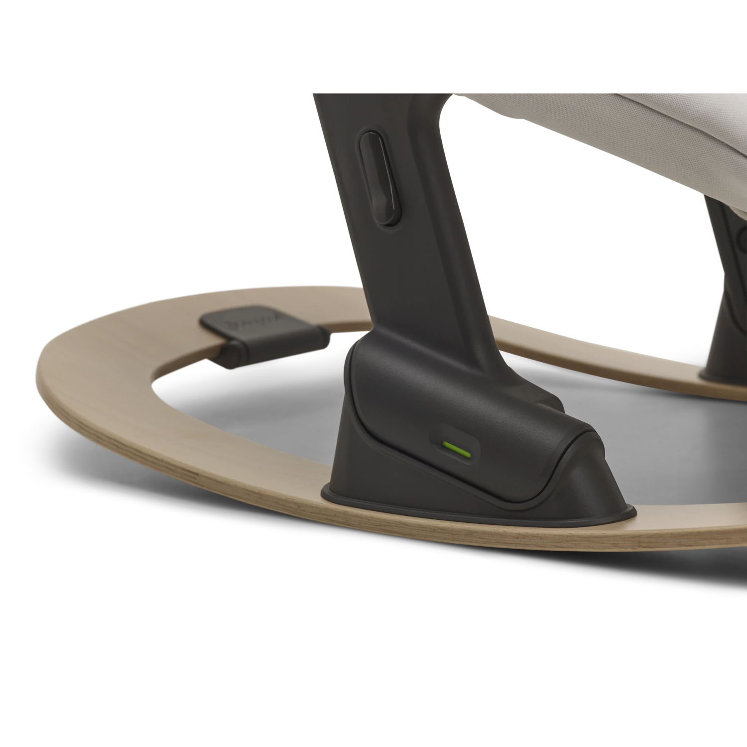 Bugaboo Giraffe Rocker Frame - Neutral Wood 5 Bugaboo Giraffe Rocker Frame - Neutral Wood - Image 5