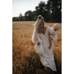 Mushie Pacifier Case - Blush -METRO BABY SHOP 7O0A4236 600x 81f4cee3 a861 4373 9d27 5d5b897c7691