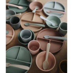 Mushie Silicone Plate VARIOUS COLOURS -METRO BABY SHOP 7O0A5607copy 600x 5fbda5c0 1e5f 4de4 bc76 6fb4eb30f288