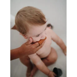 Mushie Finger Toothbrush - Stone/Tradewinds 7 Mushie Finger Toothbrush - Stone/Tradewinds -METRO BABY SHOP 7O0A6216copy 600x ad82b8c7 d9c8 42e6 81bf f0c92033bd92