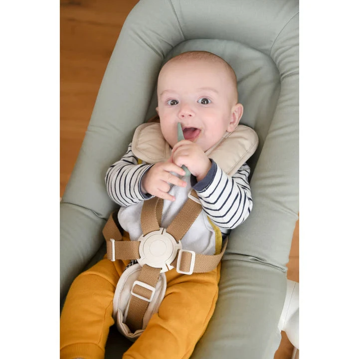 Beaba Silicone Pre-Spoons 2 Pack VARIOUS COLOURS 5 Beaba Silicone Pre-Spoons 2 Pack VARIOUS COLOURS - Image 5