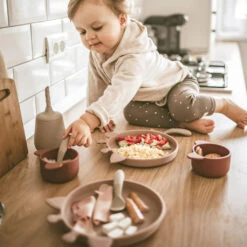 Nuuroo Akila Silicone Plate 2-pack Koala VARIOUS COLOURS -METRO BABY SHOP Akila silicone plate 2 pack Plate NU117 Woodrose 1 1024x 0e9d86d2 04ef 4bda ac00 03e813ff2dc5