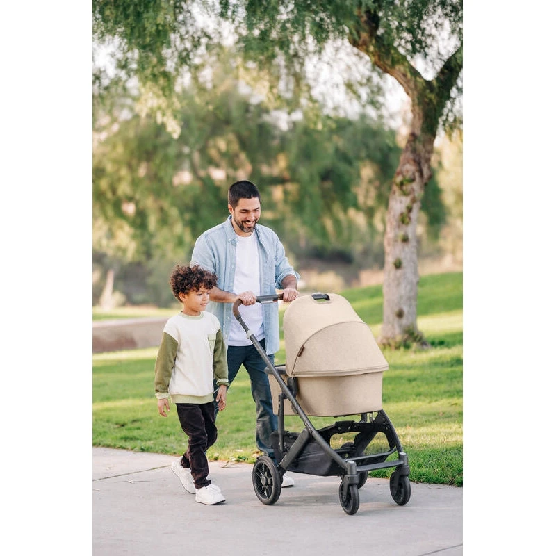 Uppababy CRUZ V2 + FREE SNUG SEAT + CUP HOLDER - Liam (Oat Melange/carbon/chestnut Leather) PRE ORDER APRIL 11 Uppababy CRUZ V2 + FREE SNUG SEAT + CUP HOLDER - Liam (Oat Melange/carbon/chestnut Leather) PRE ORDER APRIL - Image 11