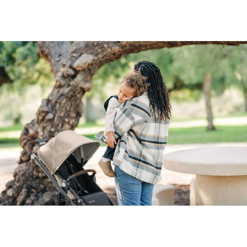 Uppababy CRUZ V2 + FREE SNUG SEAT + CUP HOLDER - Liam (Oat Melange/carbon/chestnut Leather) PRE ORDER APRIL 9 Uppababy CRUZ V2 + FREE SNUG SEAT + CUP HOLDER - Liam (Oat Melange/carbon/chestnut Leather) PRE ORDER APRIL - Image 9