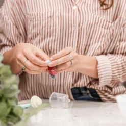 Haakaa Fresh Food Teething Feeder & Cover Set VARIOUS COLOURS -METRO BABY SHOP HaakaaFeeder 7 5000x 84081a58 dbbd 4405 970d a865945cef15