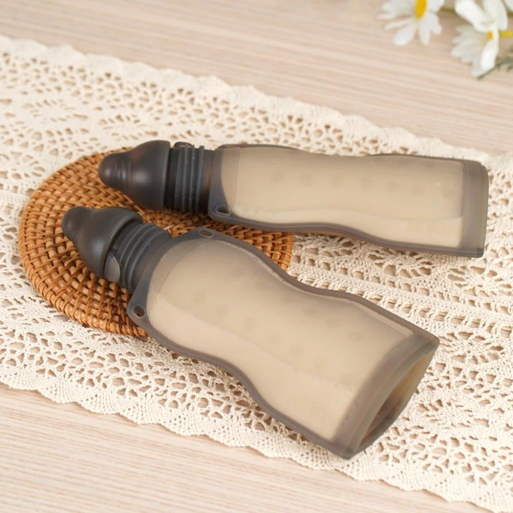 Haakaa Squeeze & Feed Bag Combo 3 Haakaa Squeeze & Feed Bag Combo - Image 3