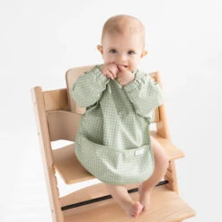 Messy Bib VARIOUS COLOURS -METRO BABY SHOP OLKBACS0002 MossGrid campaign 3 800x cd445caa e65b 49bd 8dc3 d972991ff75c