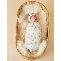 Outback Dreamers Baby Wrap -METRO BABY SHOP OUTBACKDREAMERSBABYWRAP 1130x1130 bede0f1c b0ee 4a5c 8862 b4b9b45fc6d9