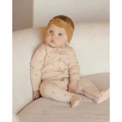 Zip Long Sleeve Sleeper VARIOUS COLOURS 16 Zip Long Sleeve Sleeper VARIOUS COLOURS -METRO BABY SHOP QM AW24 D1 LIFESTYLE WEB 132