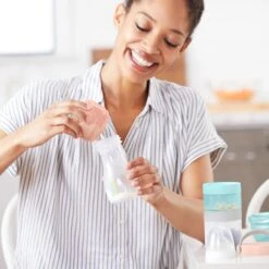 Skip Hop Formula To Food Container 6 Skip Hop Formula To Food Container -METRO BABY SHOP SH9H497510 4 1024x1024 999cb666 c740 4763 b671 f42aae765263