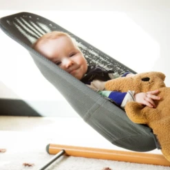 Childhome Evolux Bouncer VARIOUS COLOURS -METRO BABY SHOP ScreenShot2022 06 08at20.32.45