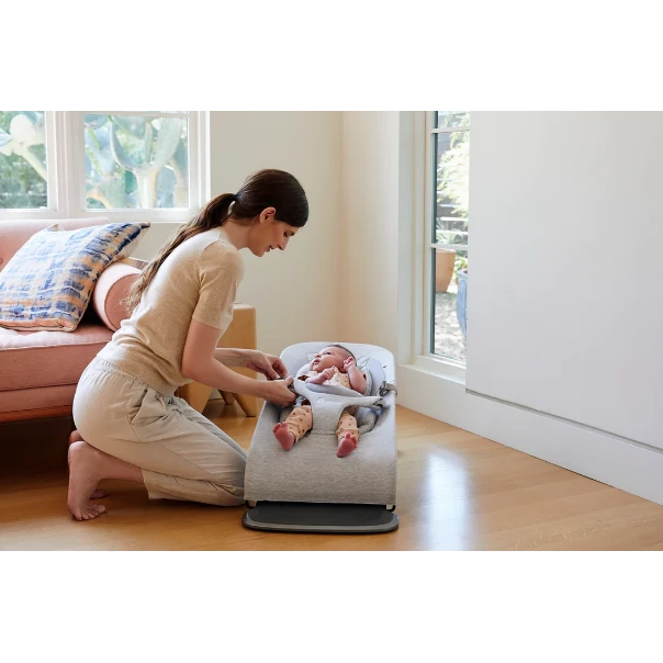 Ergobaby Evolve 3 In 1 Bouncer VARIOUS COLOURS 10 Ergobaby Evolve 3 In 1 Bouncer VARIOUS COLOURS - Image 10