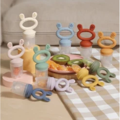 Haakaa Fresh Food Teething Feeder & Cover Set VARIOUS COLOURS -METRO BABY SHOP ScreenShot2022 10 21at16.45.09