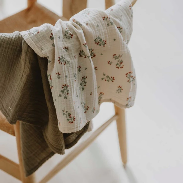 Muslin Small Blankets Set Of 2 VARIOUS COLOURS 5 Muslin Small Blankets Set Of 2 VARIOUS COLOURS - Image 5