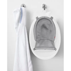 Skip Hop Moby Smart Sling 3-stage Baby Tub - White -METRO BABY SHOP ScreenShot2023 01 19at22.31.12