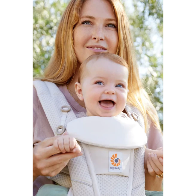 Ergobaby Omni Breeze Baby Carrier - Natural Beige 3 Ergobaby Omni Breeze Baby Carrier - Natural Beige - Image 3