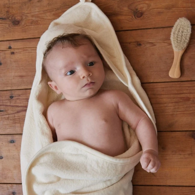 Organic Cotton Hooded Bath Towel - Natural 2 Organic Cotton Hooded Bath Towel - Natural - Image 2