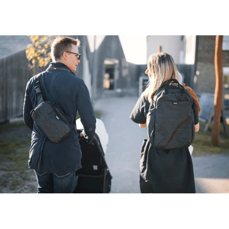 Thule Changing Backpack - Black 4 Thule Changing Backpack - Black - Image 4