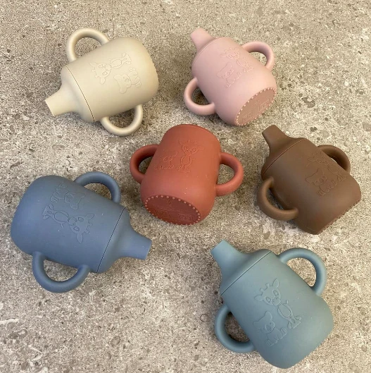 Nuuroo Aiko Silicone Cup With Sippy Lid VARIOUS COLOURS 1 Nuuroo Aiko Silicone Cup With Sippy Lid VARIOUS COLOURS