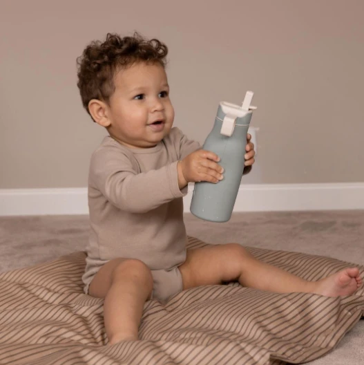 Nuuroo Lau Silicone Drinking Bottle 400ml 2 Nuuroo Lau Silicone Drinking Bottle 400ml - Image 2