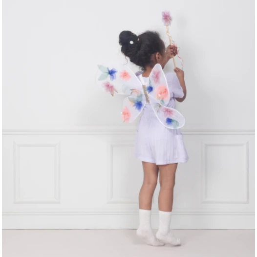 Meri-Meri Organza Flower Wings & Wand 3 Meri-Meri Organza Flower Wings & Wand - Image 3