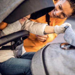 Thule Sleek Pram Sibling Seat VARIOUS COLOURS 18 Thule Sleek Pram Sibling Seat VARIOUS COLOURS -METRO BABY SHOP Screenshot2024 05 01at15.41.03