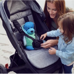 Thule Seat Liner VARIOUS COLOURS -METRO BABY SHOP Screenshot2024 05 01at15.59.51