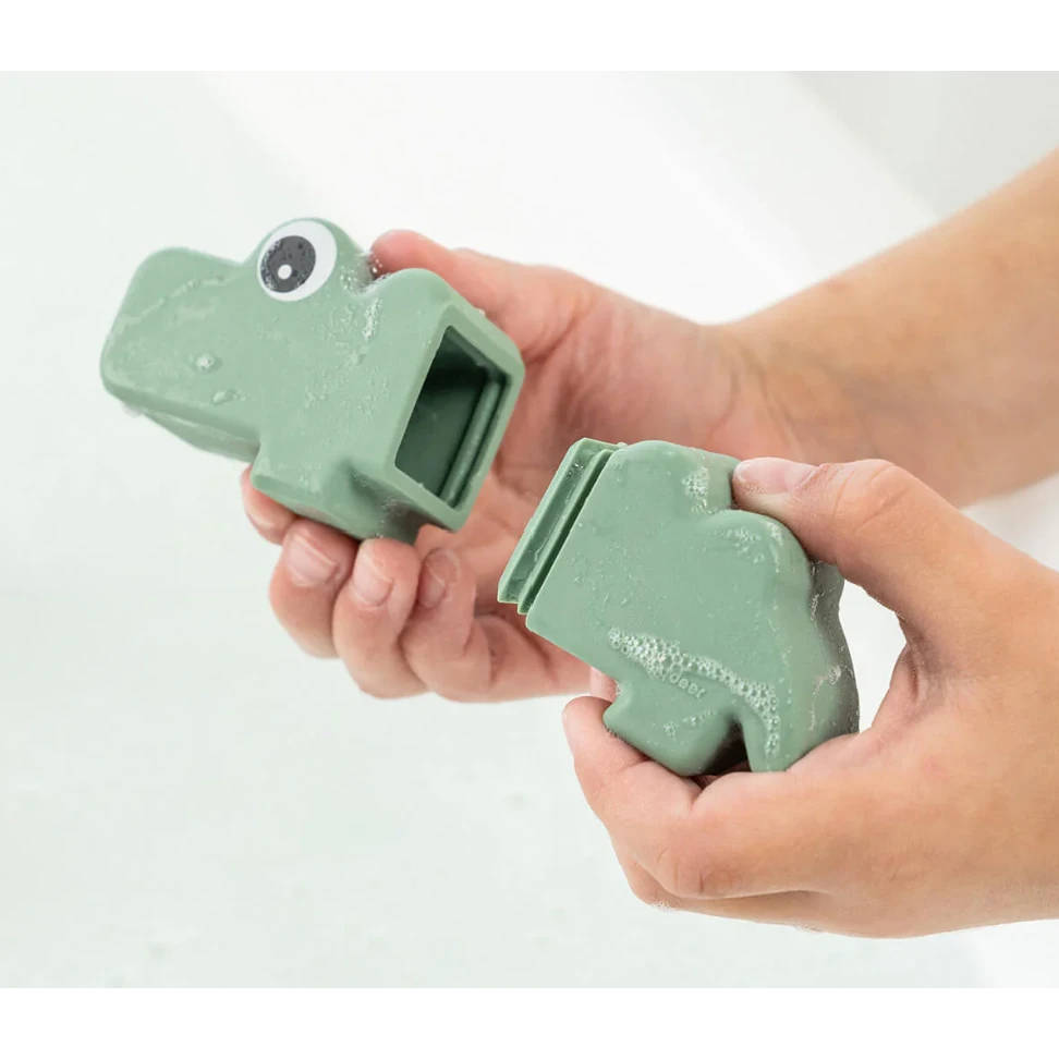 Done By Deer Bath Squirter Toy VARIOUS COLOURS 3 Done By Deer Bath Squirter Toy VARIOUS COLOURS - Image 3