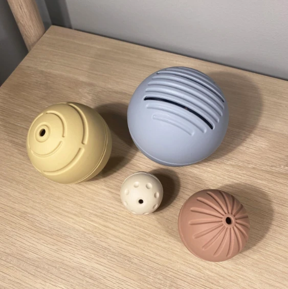 Nuuroo Neo Silicone Ball 4-pack VARIOUS COLOURS 11 Nuuroo Neo Silicone Ball 4-pack VARIOUS COLOURS - Image 11