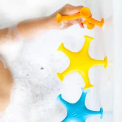 Ubbi® Ubbi Starfish Suction Bath Toys -METRO BABY SHOP UB10565 8 1000x1000 720x f6323e57 1d75 4199 b925 91221ba62d71
