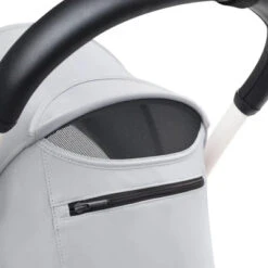 Stokke YOYO³ Pram & Seat Pad 26 Stokke YOYO³ Pram & Seat Pad -METRO BABY SHOP YOYO3 frame 6plus stone airvent closeup open 400x 65a608eb 7ccb 4218 956a d887f84f446a