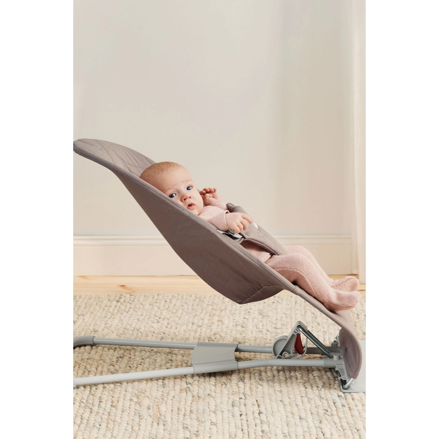 Bouncer Bliss Woven Petal Quilt - Sand Grey 2 Bouncer Bliss Woven Petal Quilt - Sand Grey - Image 2