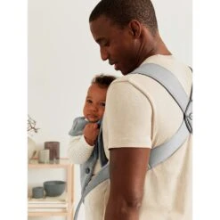 Baby Carrier Mini 3D Jersey - Light Grey -METRO BABY SHOP en 021072 baby carrier mini light grey 3d jersey lookbook babybjorn 08