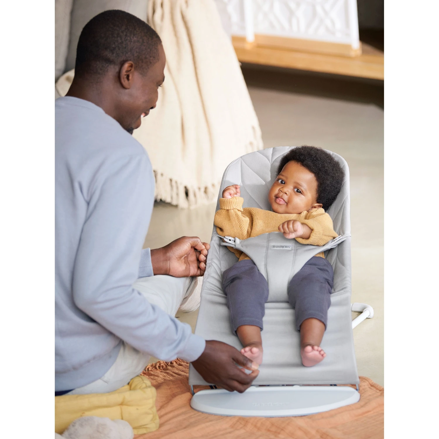 Bouncer Bliss Woven Petal Quilt - Light Grey 6 Bouncer Bliss Woven Petal Quilt - Light Grey - Image 6