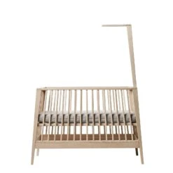 Linea By Leander Cot 12 Linea By Leander Cot -METRO BABY SHOP leander linea canopystick pos1 700520 05