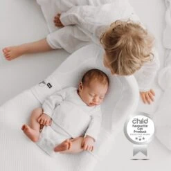 Cocoonababy Nest White -METRO BABY SHOP my child awards 2021 cocoonababy