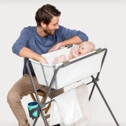 Stokke Flexi Bath Stand -METRO BABY SHOP stokke flexi bath stand lifestyle 1 1024x1024 c09f0ba1 ede3 4223 a957 5d909cb79104